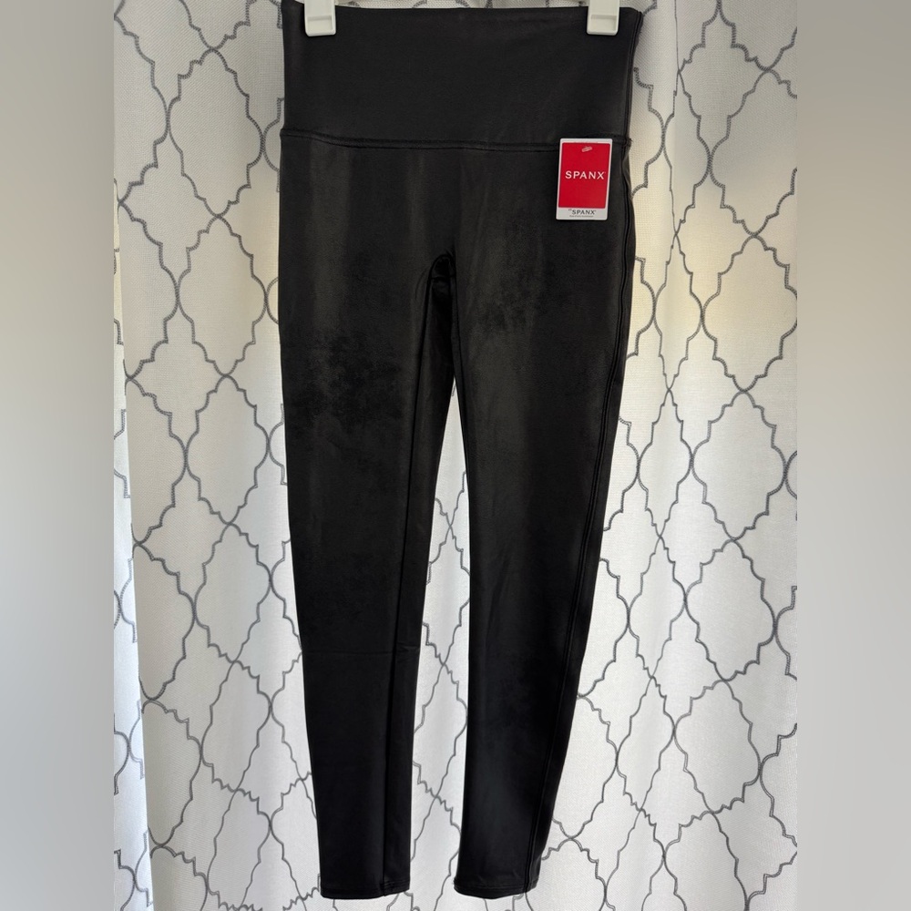 Spanx Faux Leather Leggings NWT Large